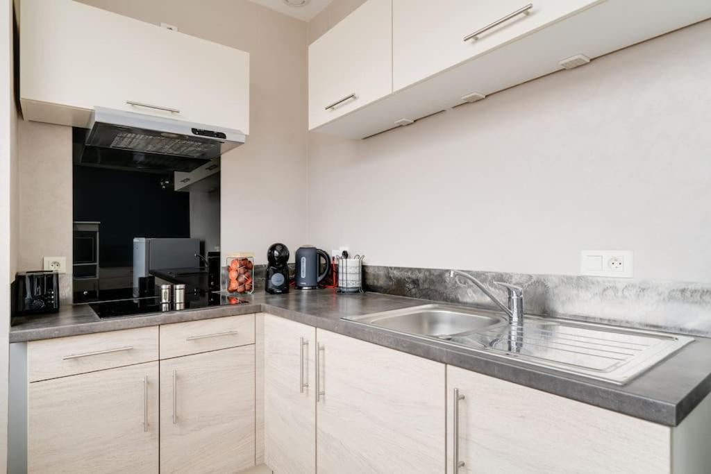 Superbe Appartement A Une Minute A Pied De La Gare เอปินาล ภายนอก รูปภาพ