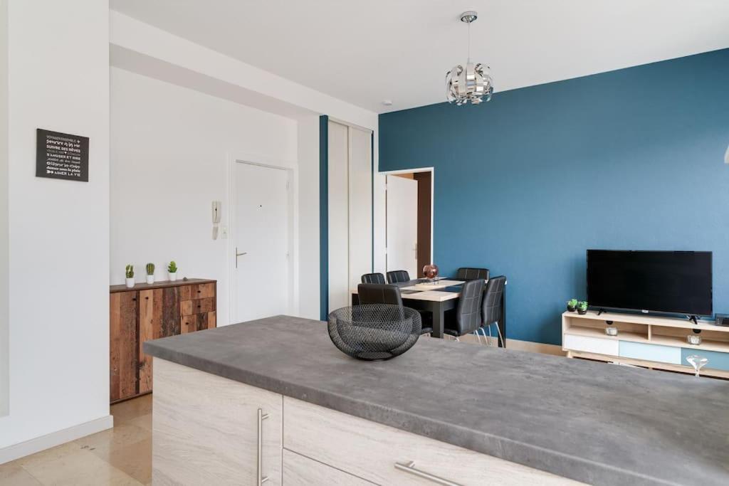 Superbe Appartement A Une Minute A Pied De La Gare เอปินาล ภายนอก รูปภาพ